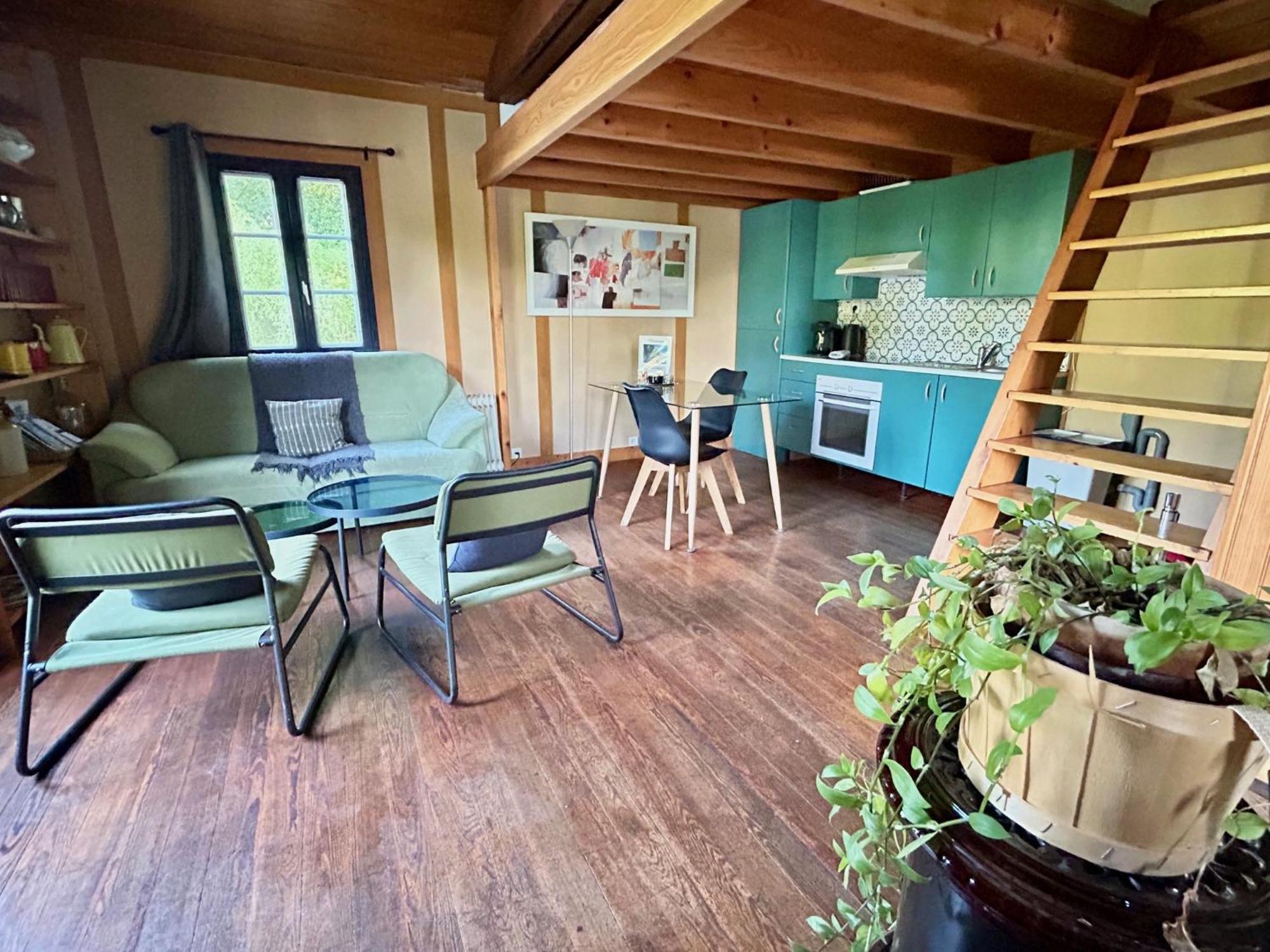Le Chalet Bucolique Au Bord De L'Eau Оливе Екстериор снимка